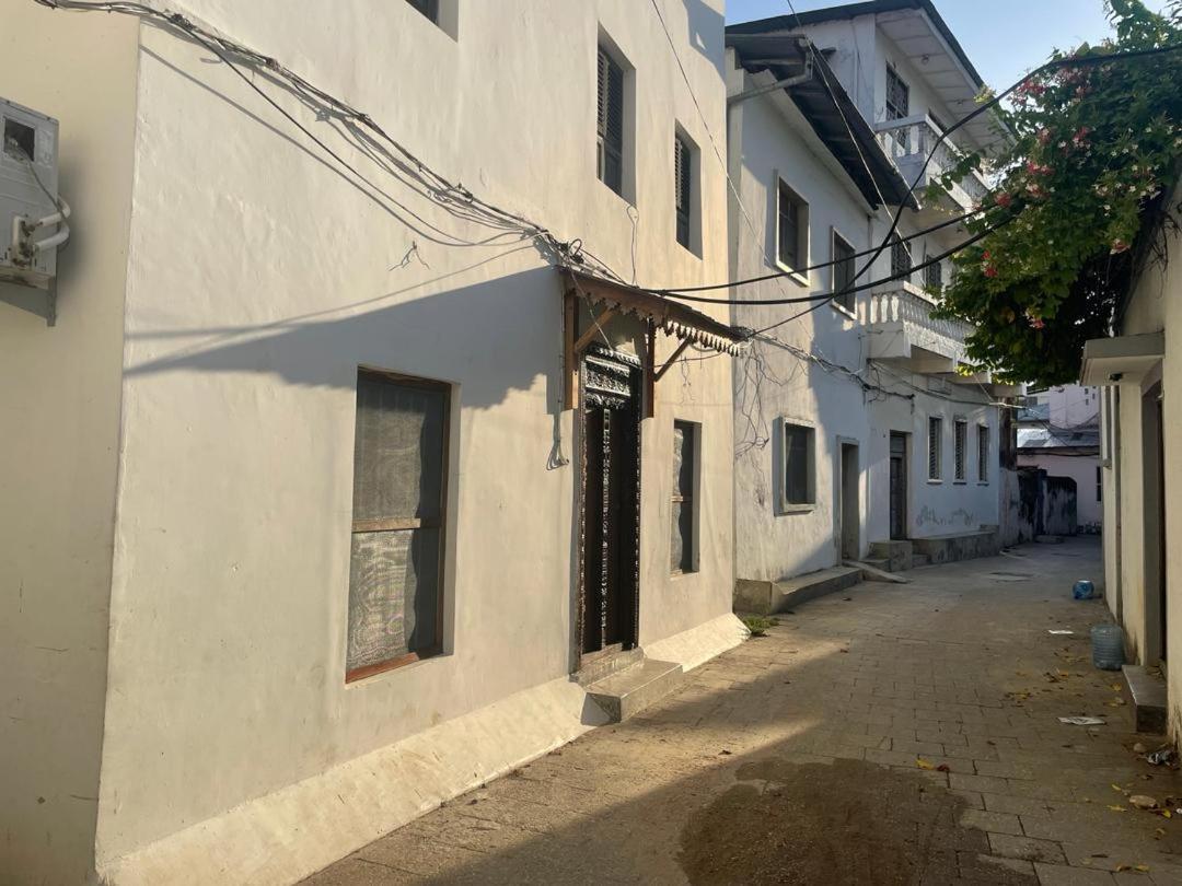 Four Seasons Villa Zanzibar Exterior photo