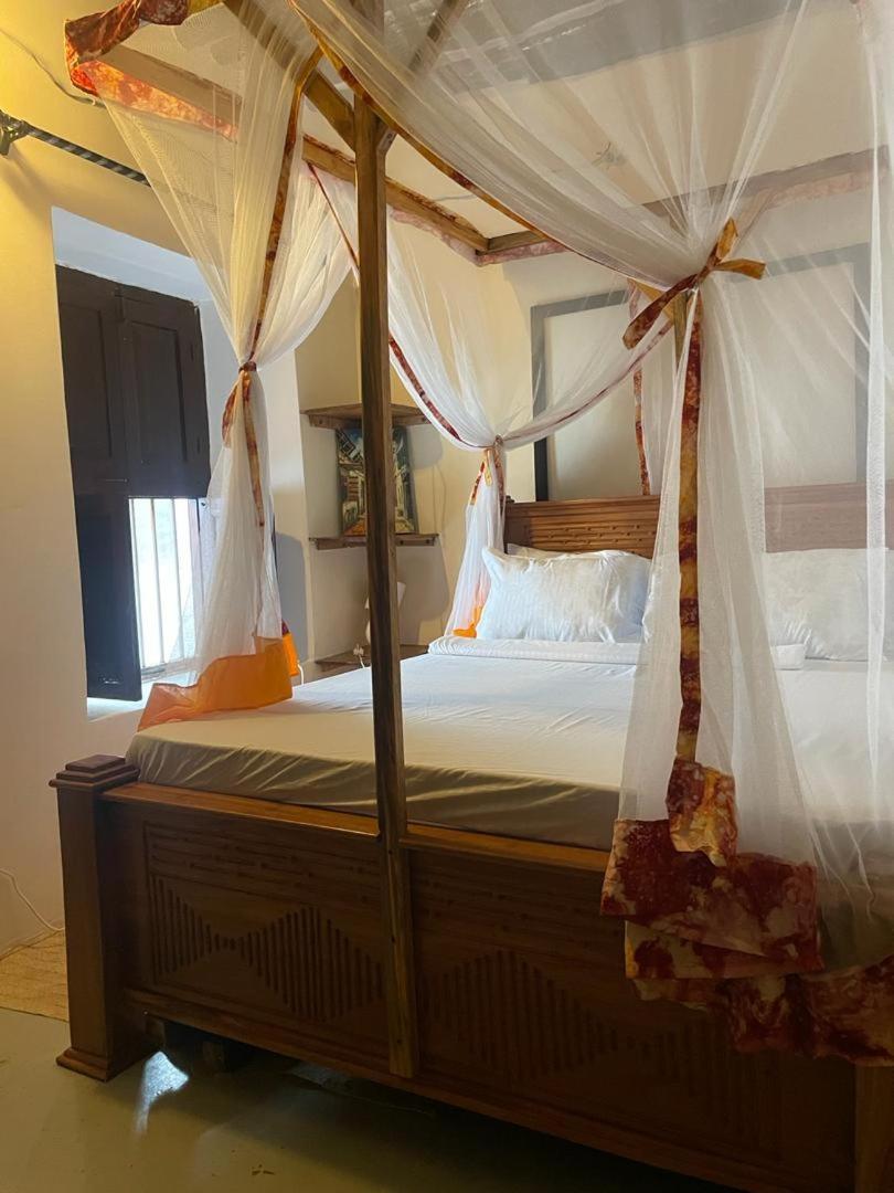 Four Seasons Villa Zanzibar Exterior photo